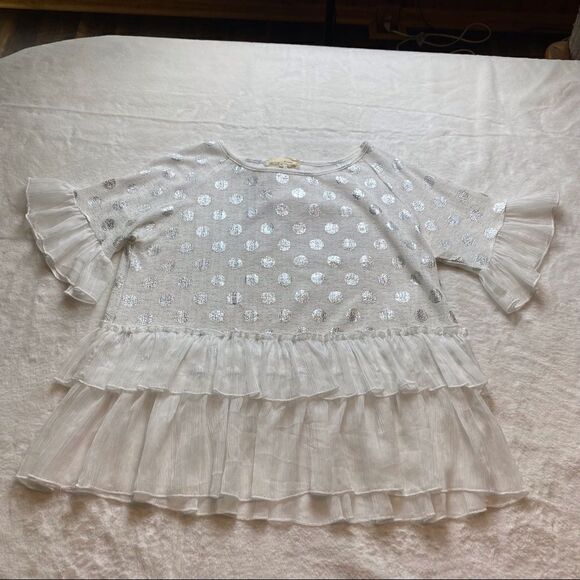 A’reve white with Silver Dots Short Sleeve Gauzy Top Size Medium - Picture 1 of 11